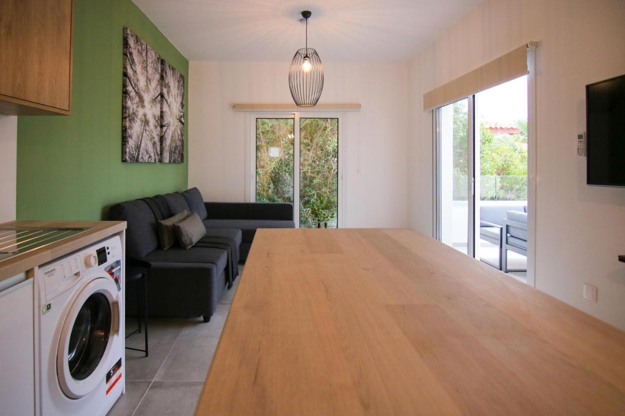 Appartement Phaedrus Living: Seaside Modern Flat Limnaria 123 à Paphos Extérieur photo